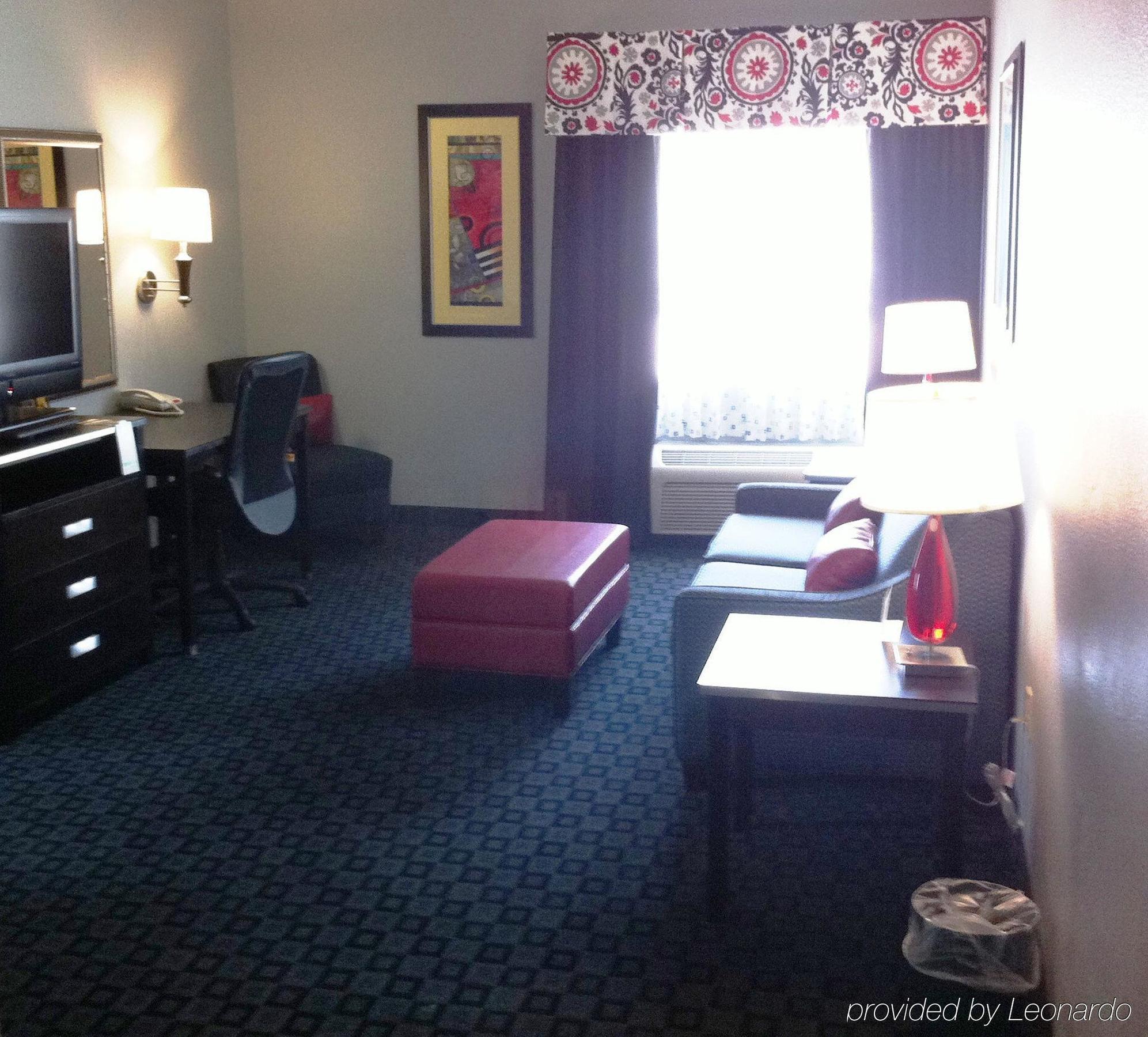 La Quinta Inn & Suites By Wyndham South Dallas - Hutchins Bilik gambar